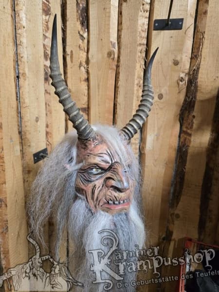 Neue Krampusmaske Stillerer