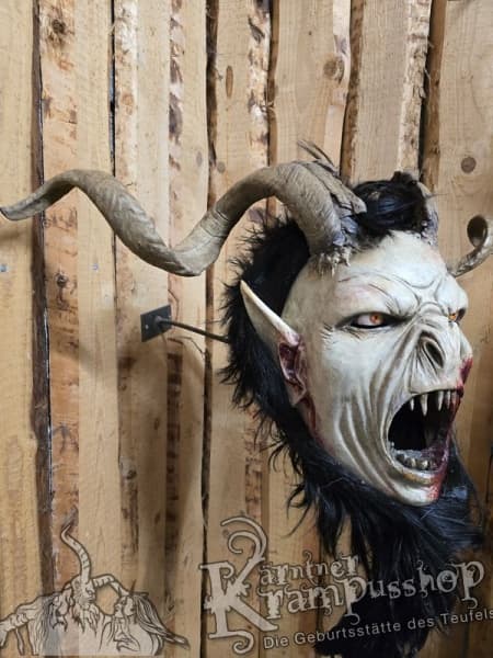 Neue Krampusmaske OrcoMaskenschnitzer Orco